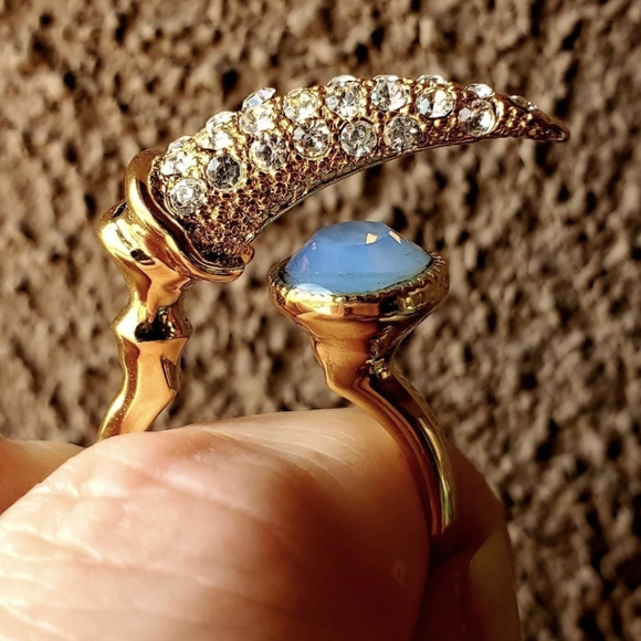 New Faceted Opal and White Topaz Claw & Cross Cuff Ring. - Picture 10 of 12